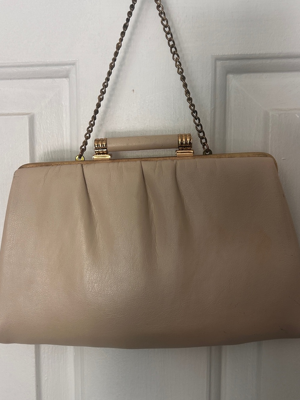 Vintage Beige Frame-Top Satchel with Gold Chain Handle